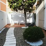 Morris 4* Bari