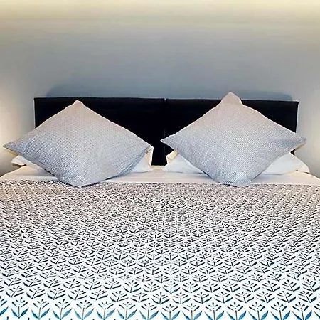 Morris Bed & Breakfast Bari
